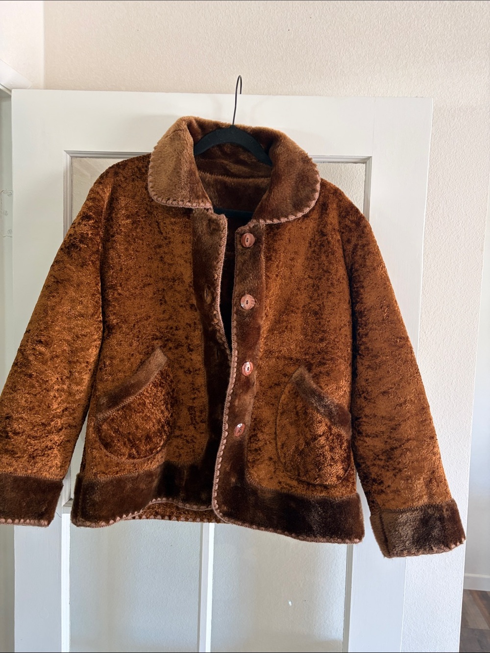 Women’s REVERSIBLE cozy faux fur coat